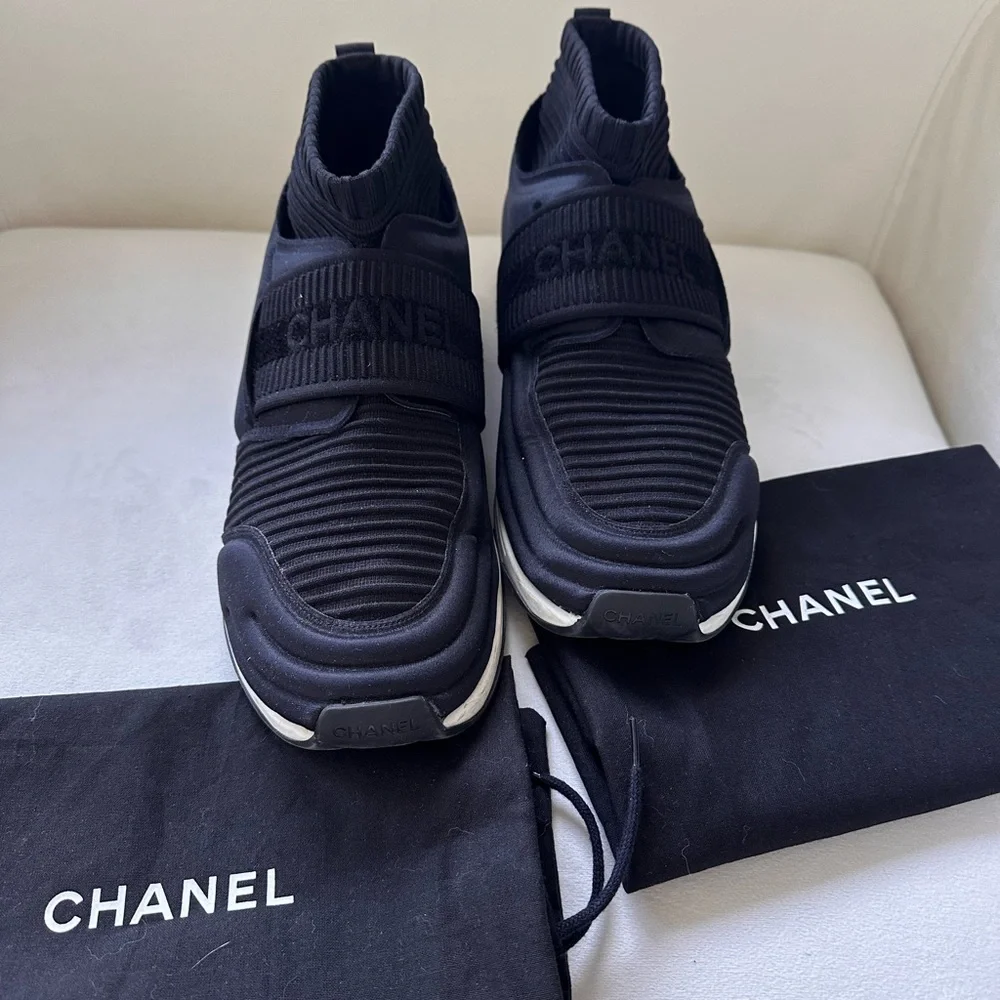 CHANEL BLACK STRETCHY FABRIC CC LOGO SOCK SNEAKERS UNISEX SHOES EU43 US10
